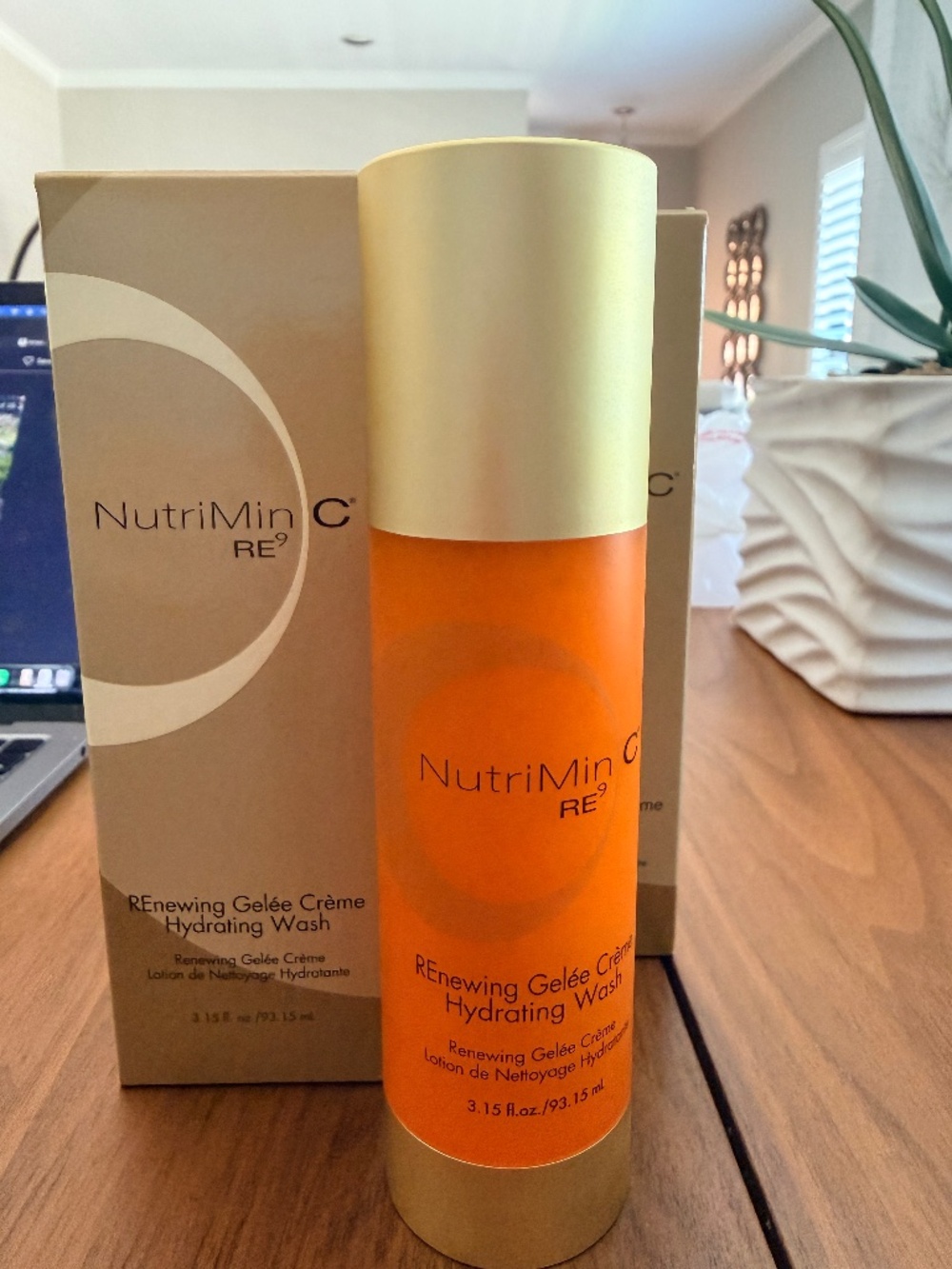 TWO (2) Arbonne NutriMin C RE9 REnewing Gelee Creme Hydrating Wash 3.15fl oz NIB